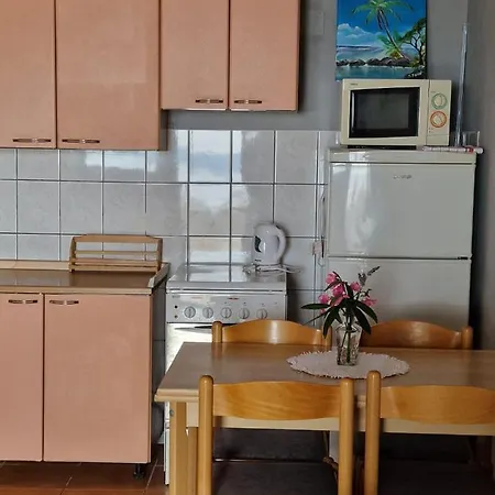 Roing S Apartment
