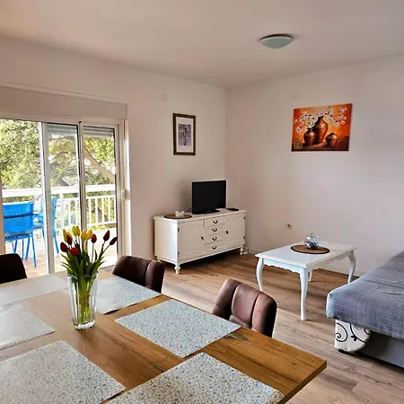 Apartment Roing S
