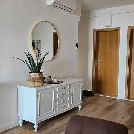 Roing S Apartment *